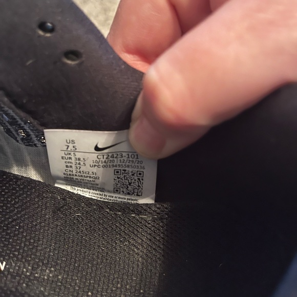 Nike React Infinity Run Flyknit 2 - Picture 8 of 9